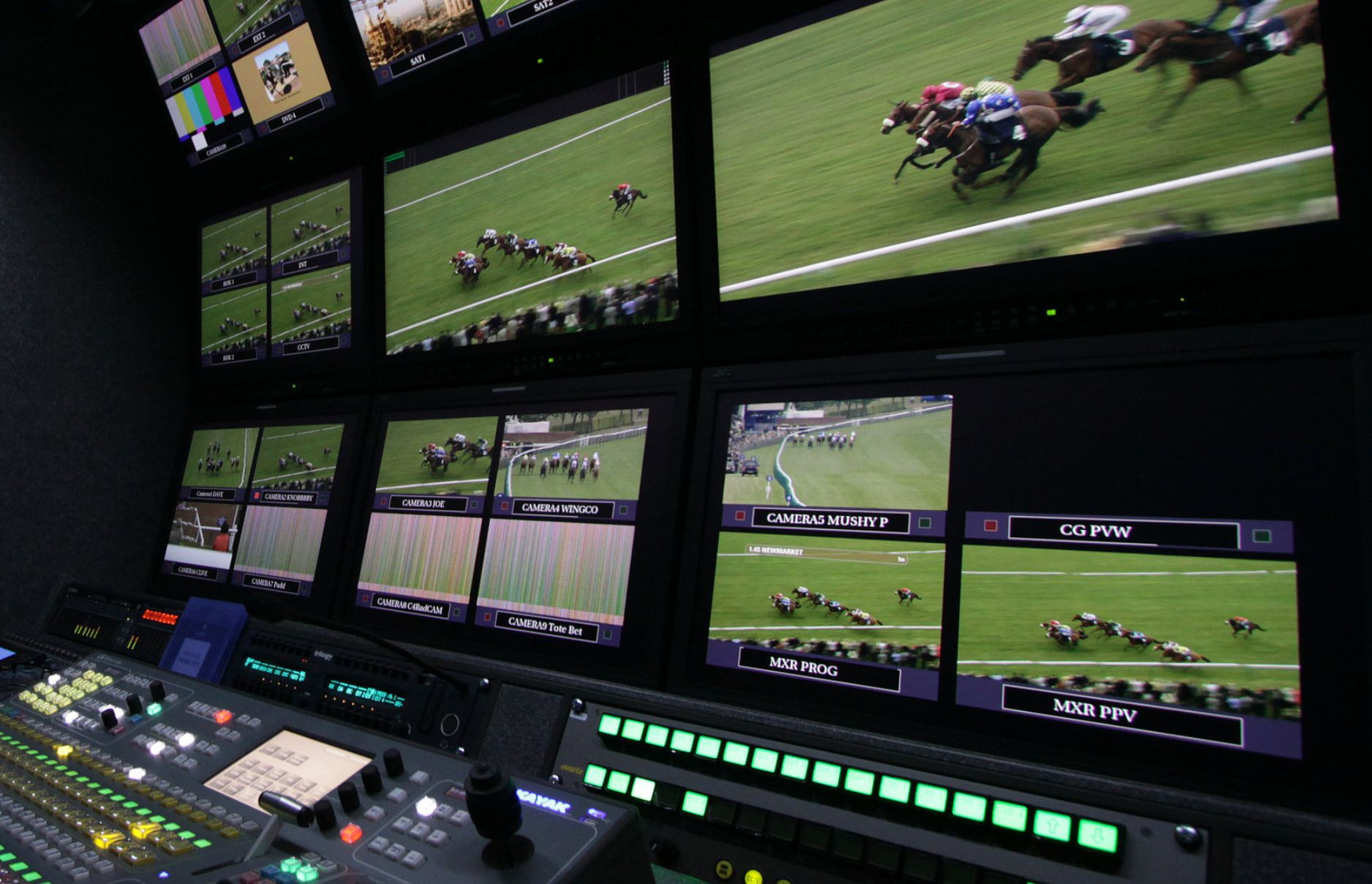 VDC SmartAsk Fibre Lab specs and makes RaceTech Neutrik looms